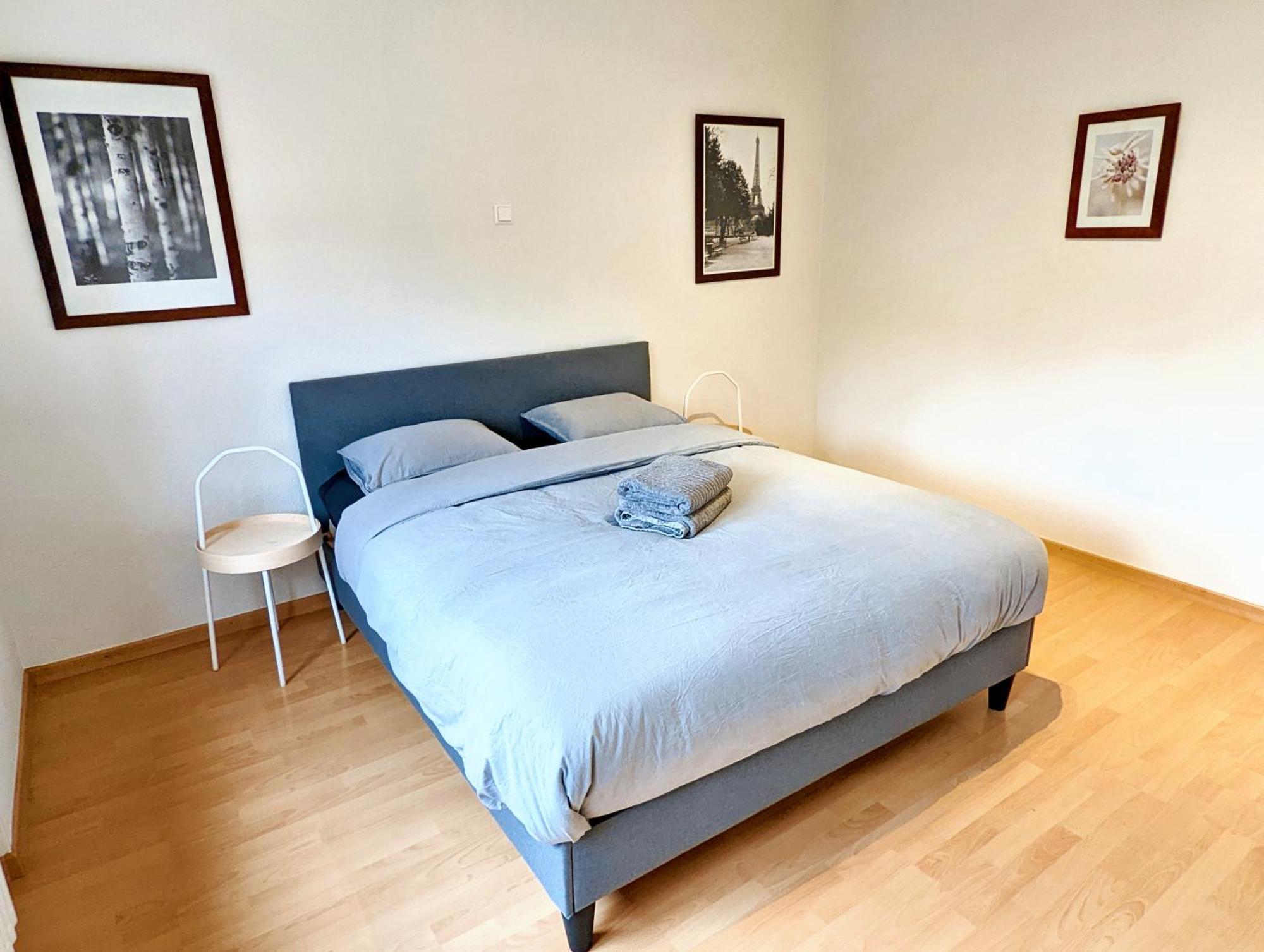Howald 2 Bedroom With Private Garage & Garden