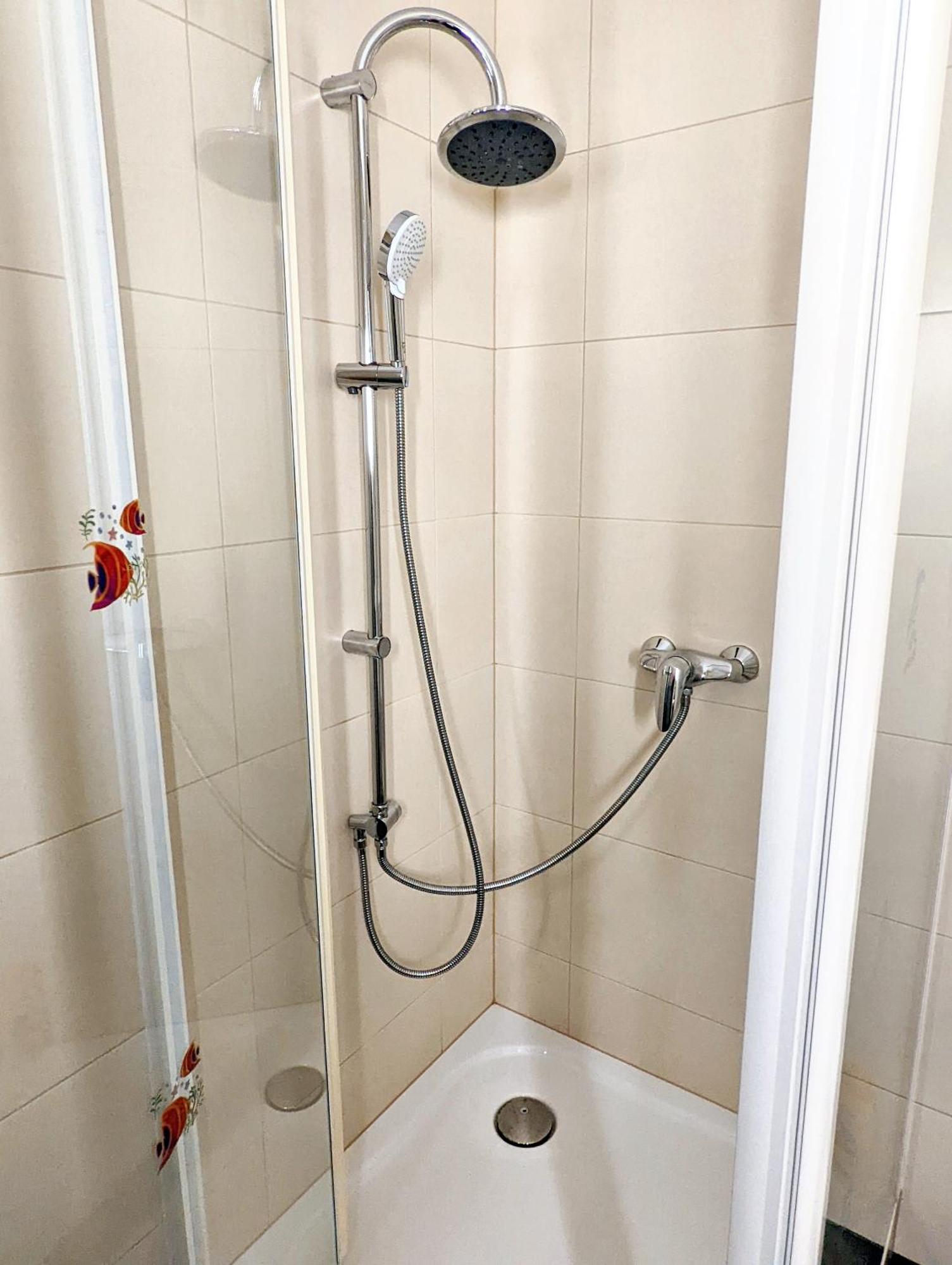 Apartment Howald 2 Bedroom With Private Garage & Garden