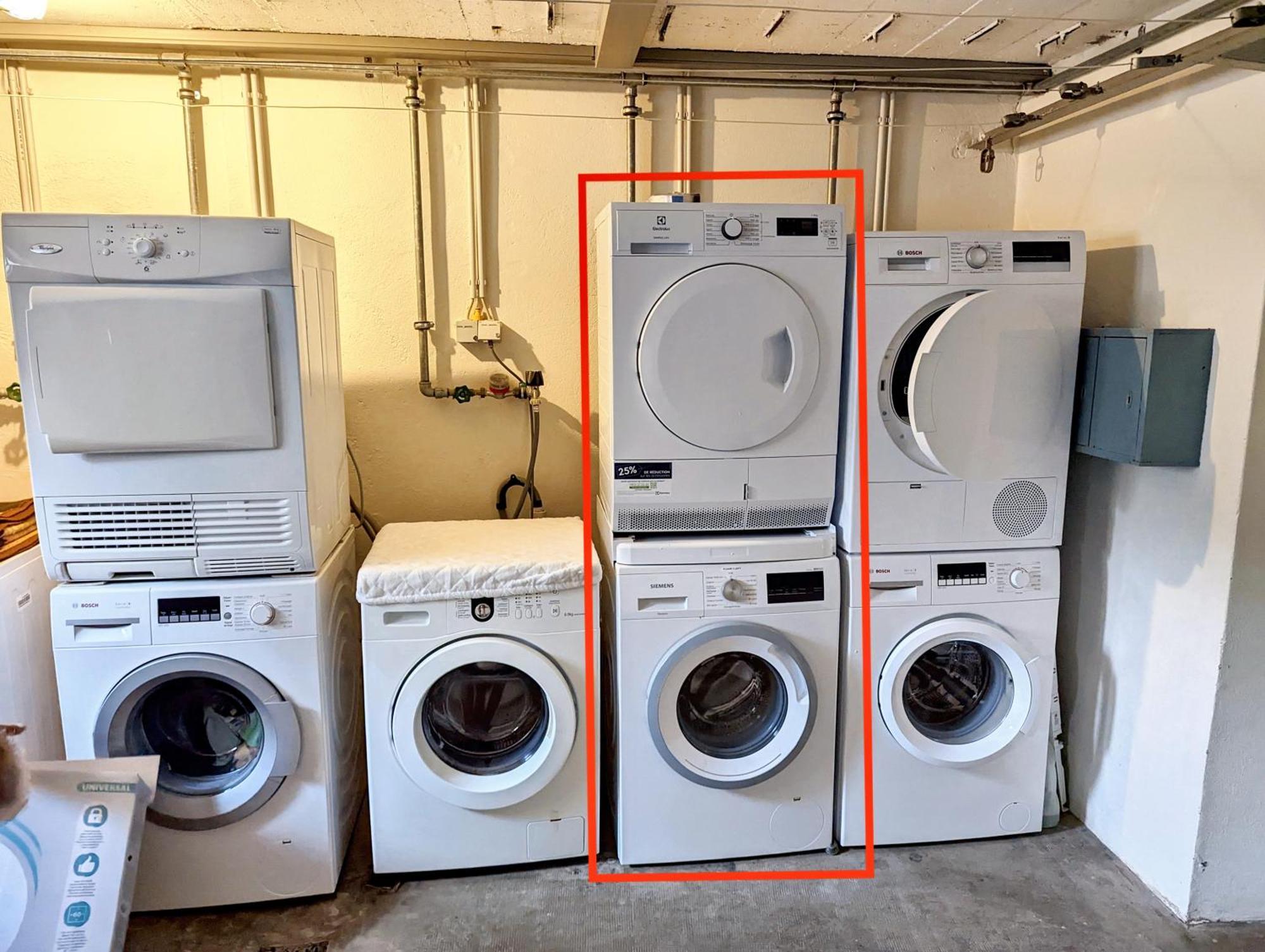 Howald 2 Bedroom With Private Garage & Garden Apartment *